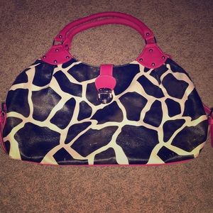 Giraffe print purse